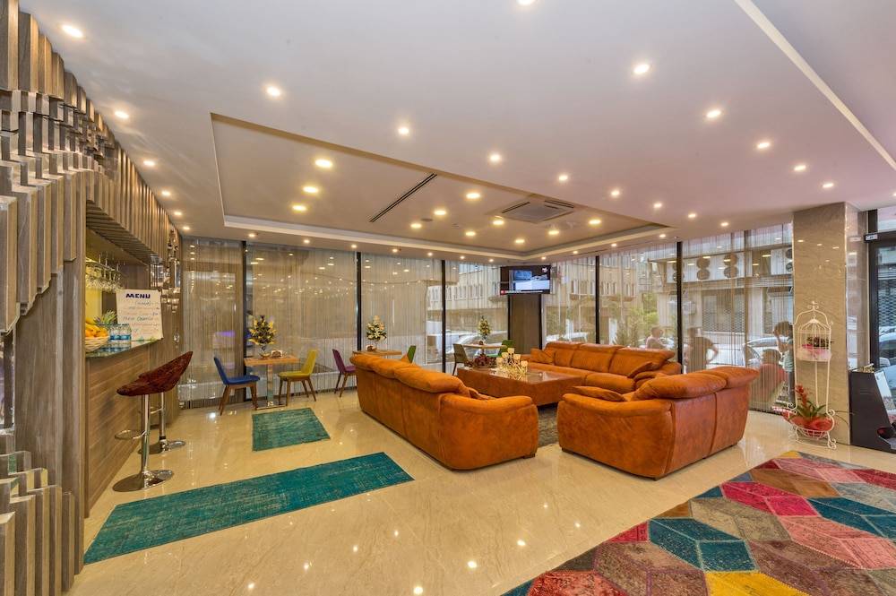 Grand Palace Hotel 2