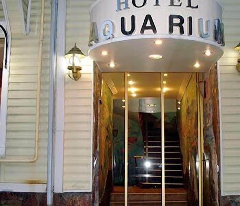 Aquarium Hotel 1