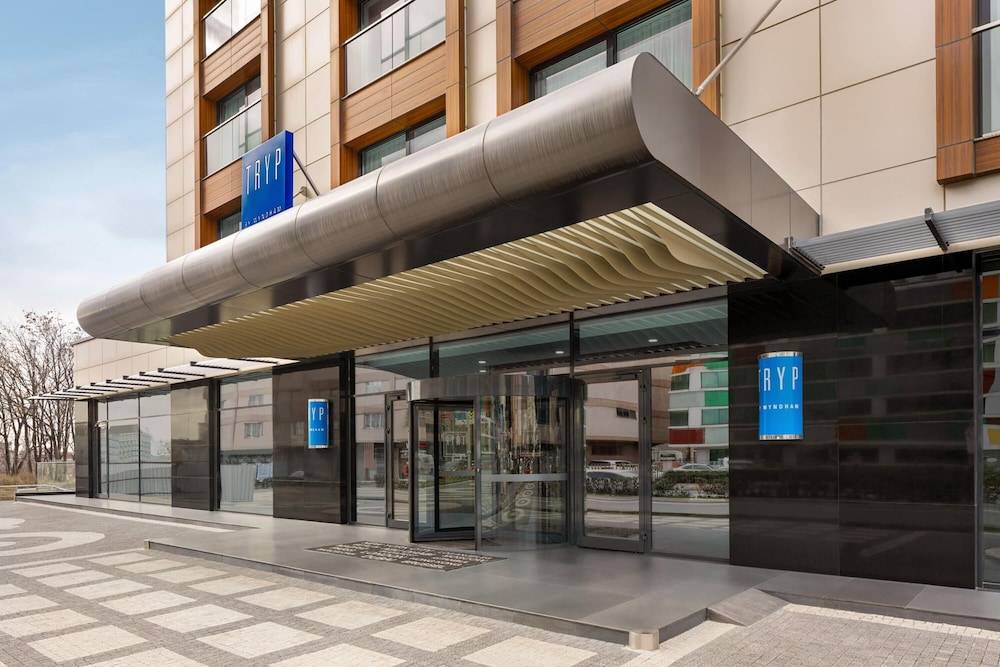 Tryp by Wyndham Istanbul Topkapi 1