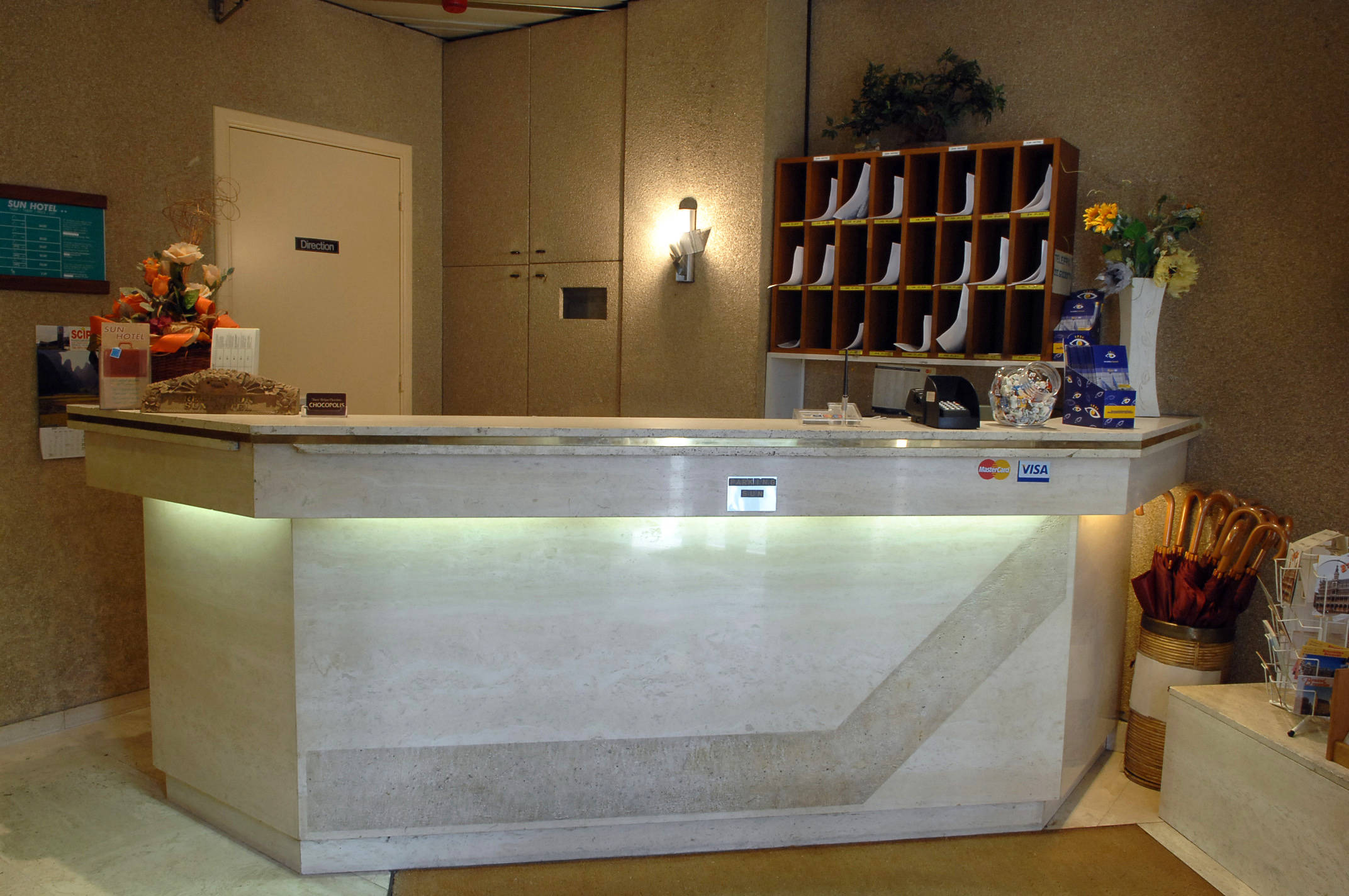 Sun Hotel 2