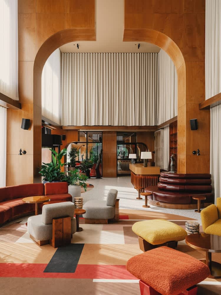 The Standard, Brussels 1