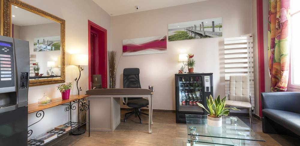 Hôtel Montsouris Orléans 2
