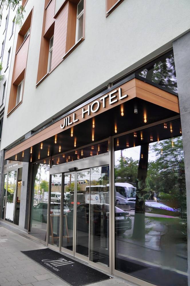 Jill Hotel Brussels Centre Midi 1