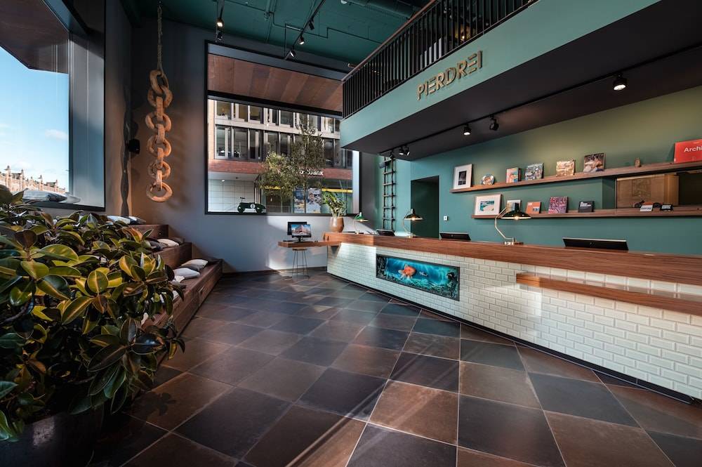 PIERDREI Hotel HafenCity Hamburg 1