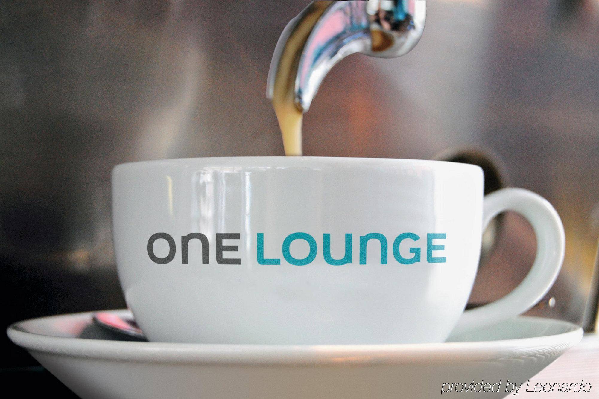 Motel One Hamburg-Airport 2