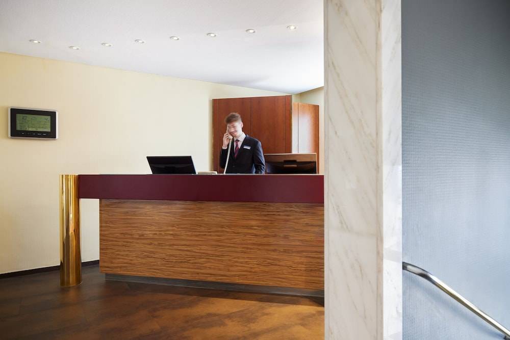 Hotel Central Hamburg 2