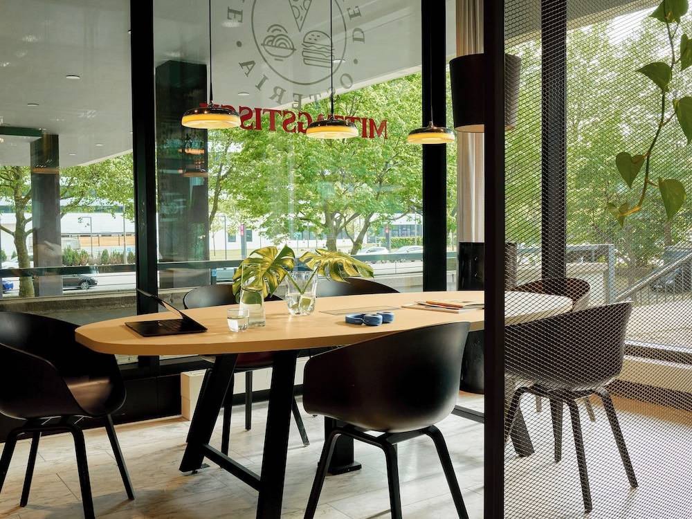 Numa Hamburg Fore 2