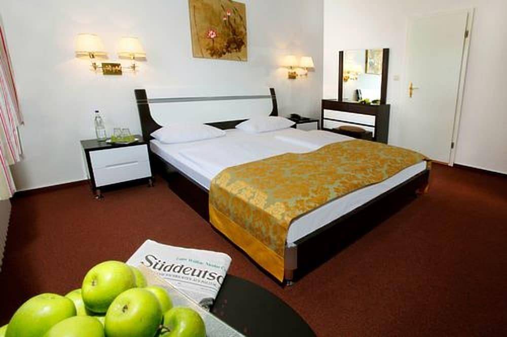 CENTRO HOTEL CITY GATE 1