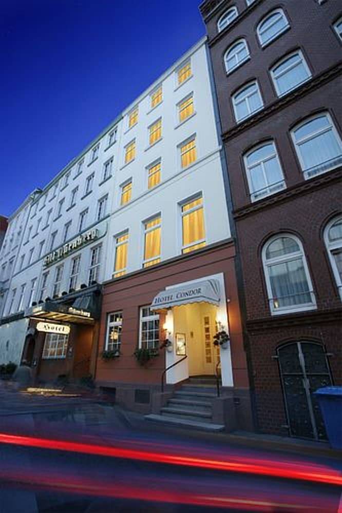 Hotel Condor 1