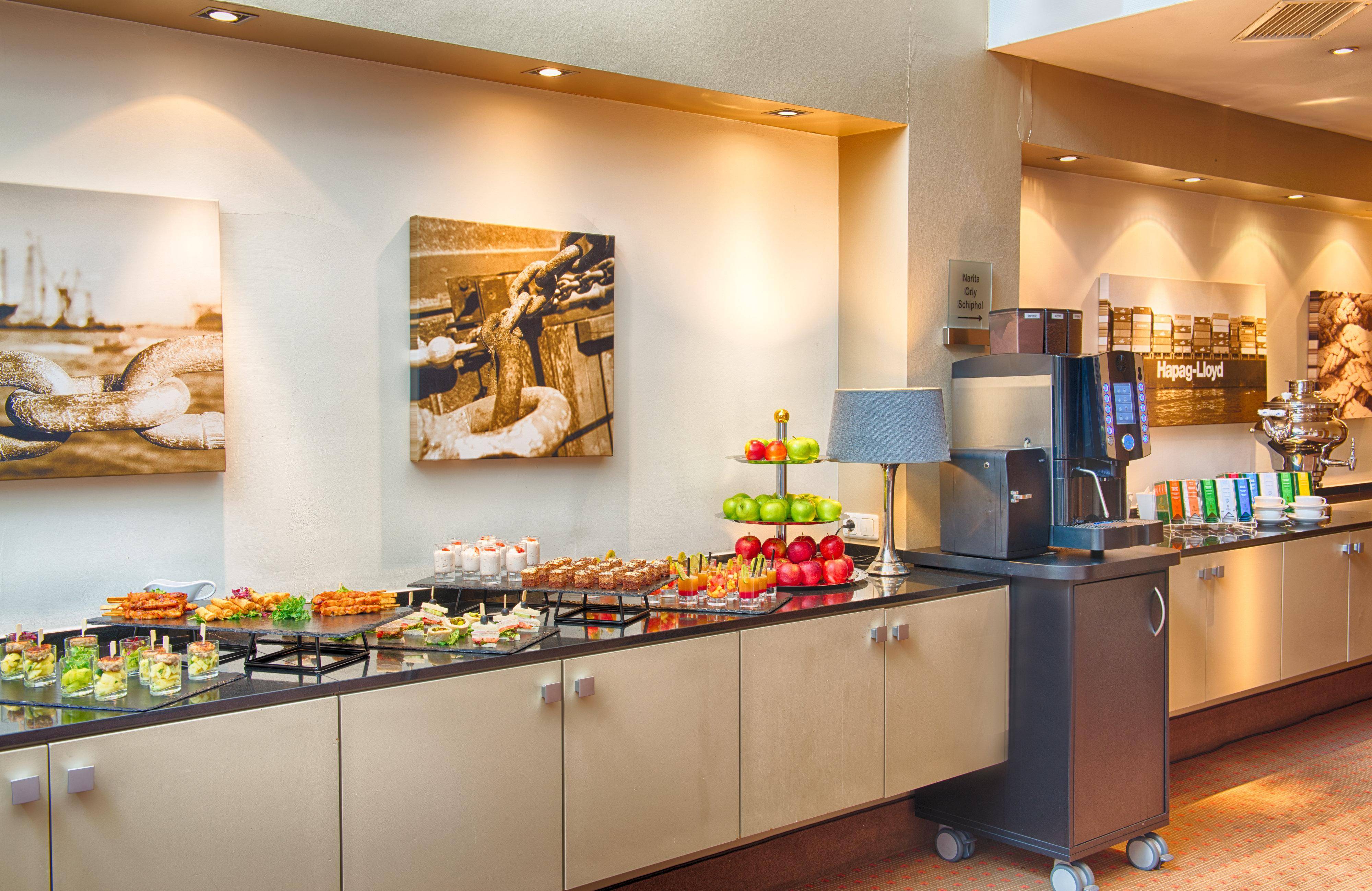 Leonardo Hotel Hamburg Airport 1