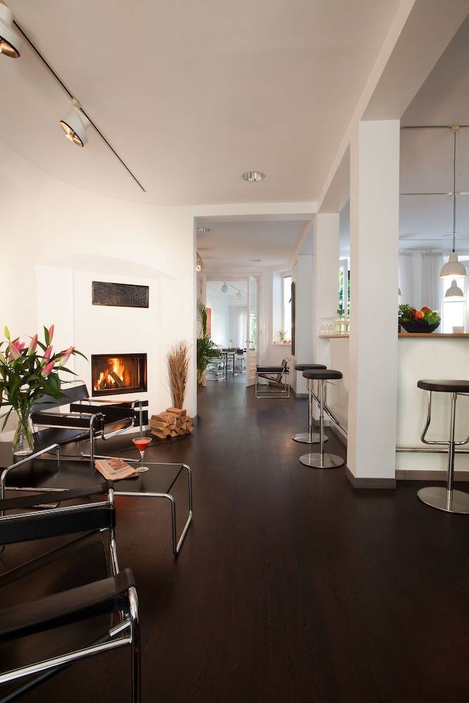 Aussen Alster Hotel 2