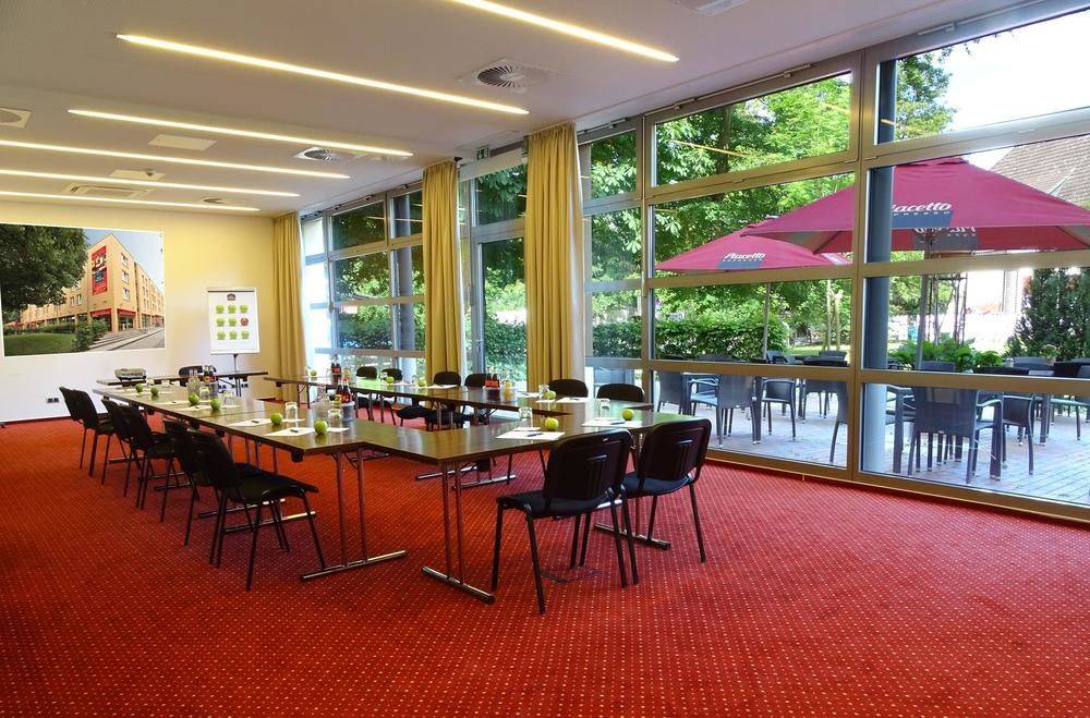 BEST WESTERN PLAZA HOTEL HAMBURG (EX BEST WESTERN AMEDIA) 1