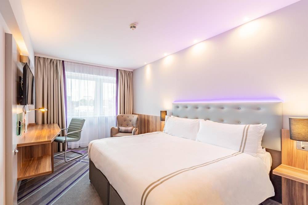 Premier Inn Hamburg City Alster 1
