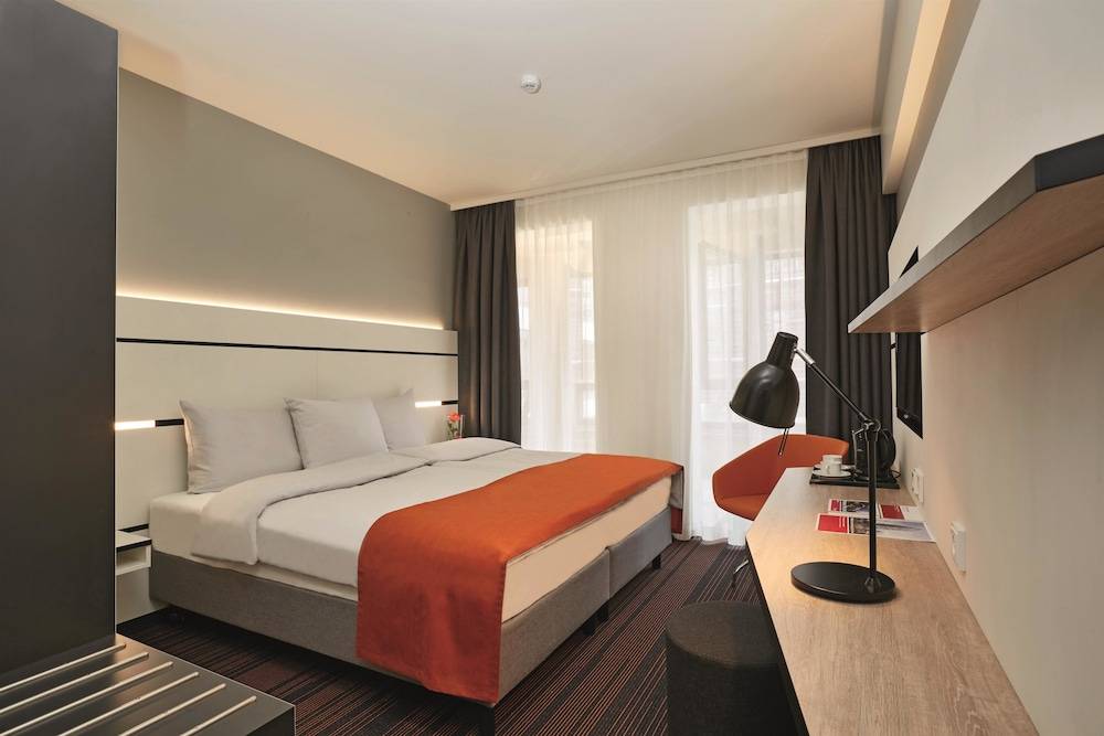 HYPERION Hotel Hamburg 1