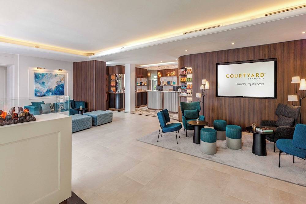 Courtyard by Marriott Hamburg Airport 2