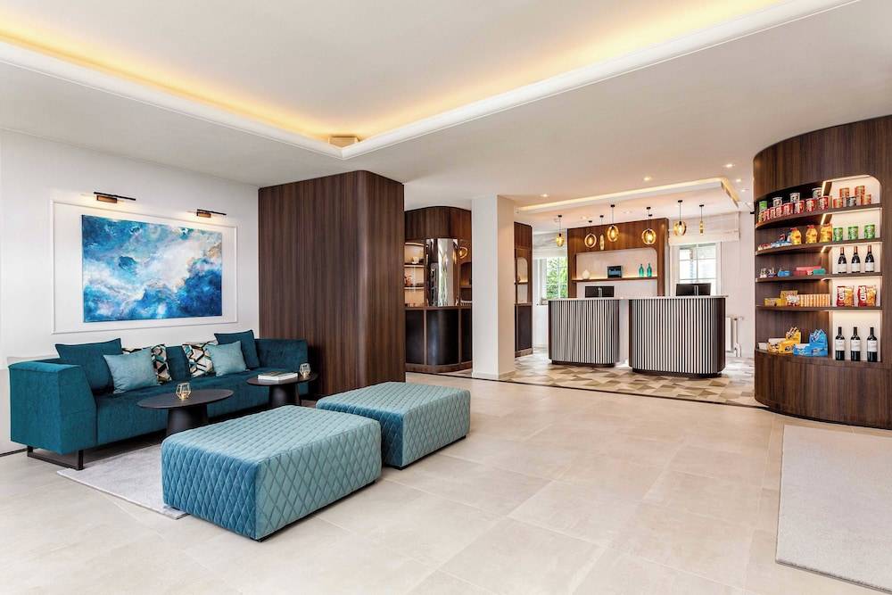 Courtyard by Marriott Hamburg Airport 2