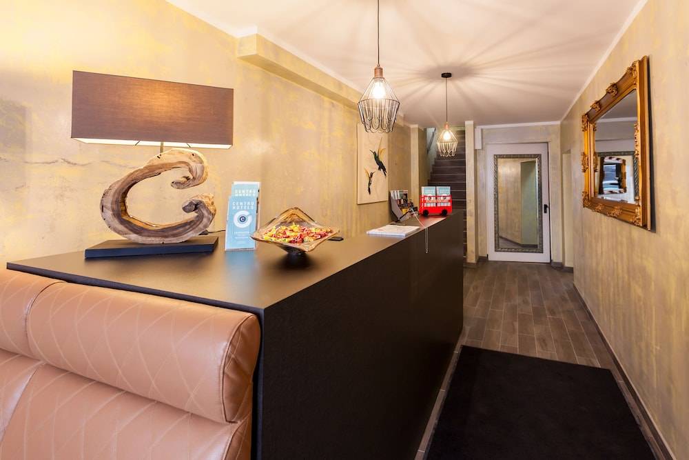 Hotel West 2