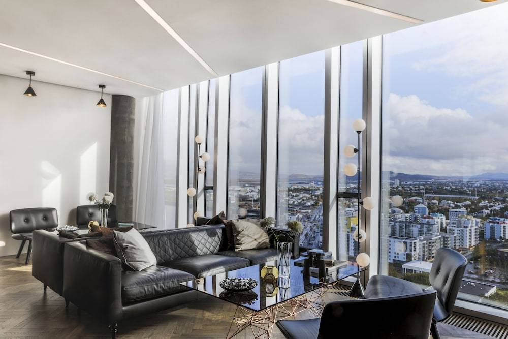 Tower Suites Reykjavík 2