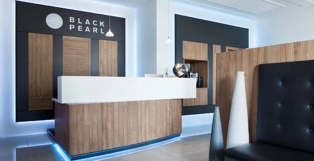 Black Pearl Apartment Hotel 1