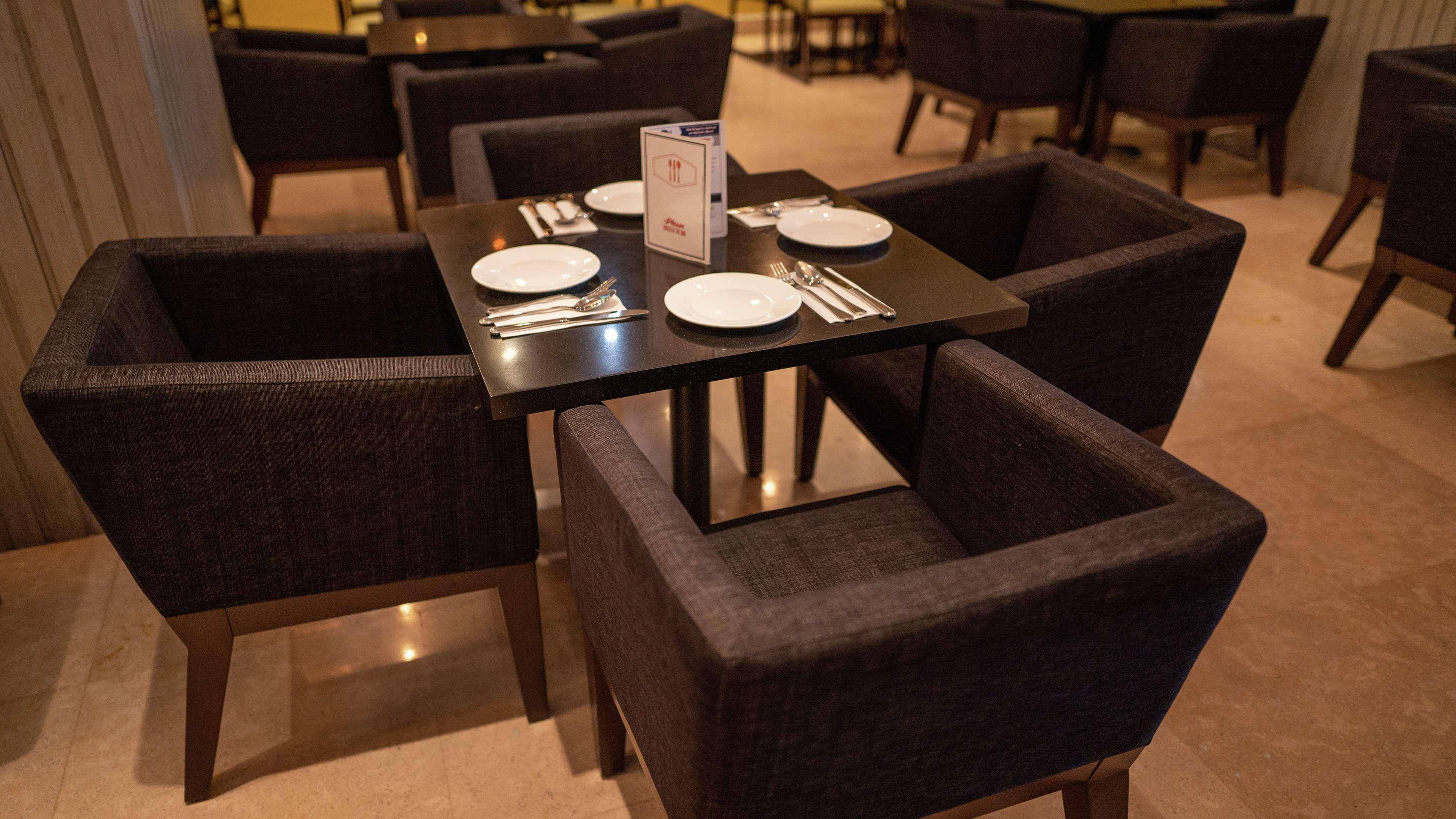 Hampton By Hilton Panama 2