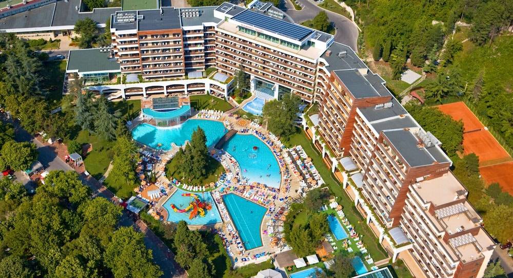 Flamingo Grand Hotel & Spa 1
