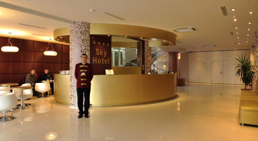 Sky Hotel Tirana 2
