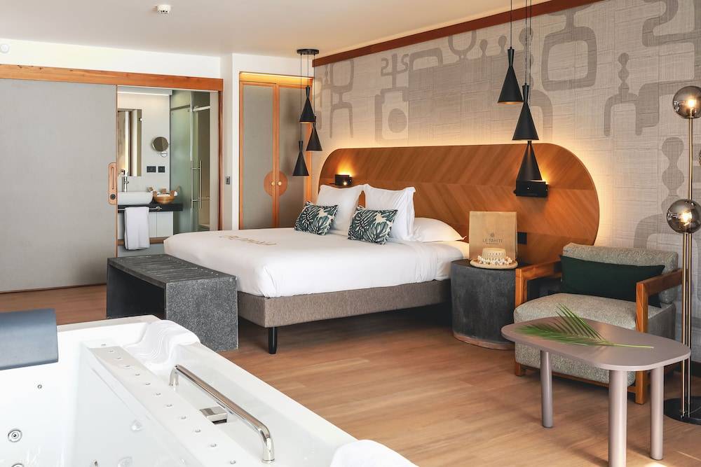 Tahiti Pearl Beach Resort 1