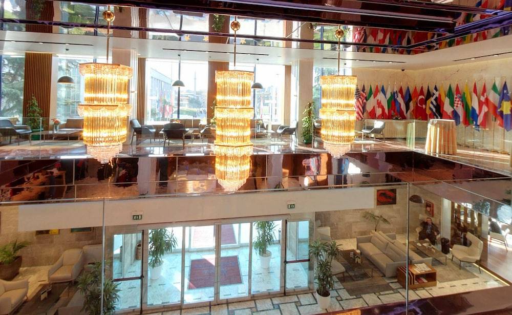 Tirana International Hotel & Conference Center 2