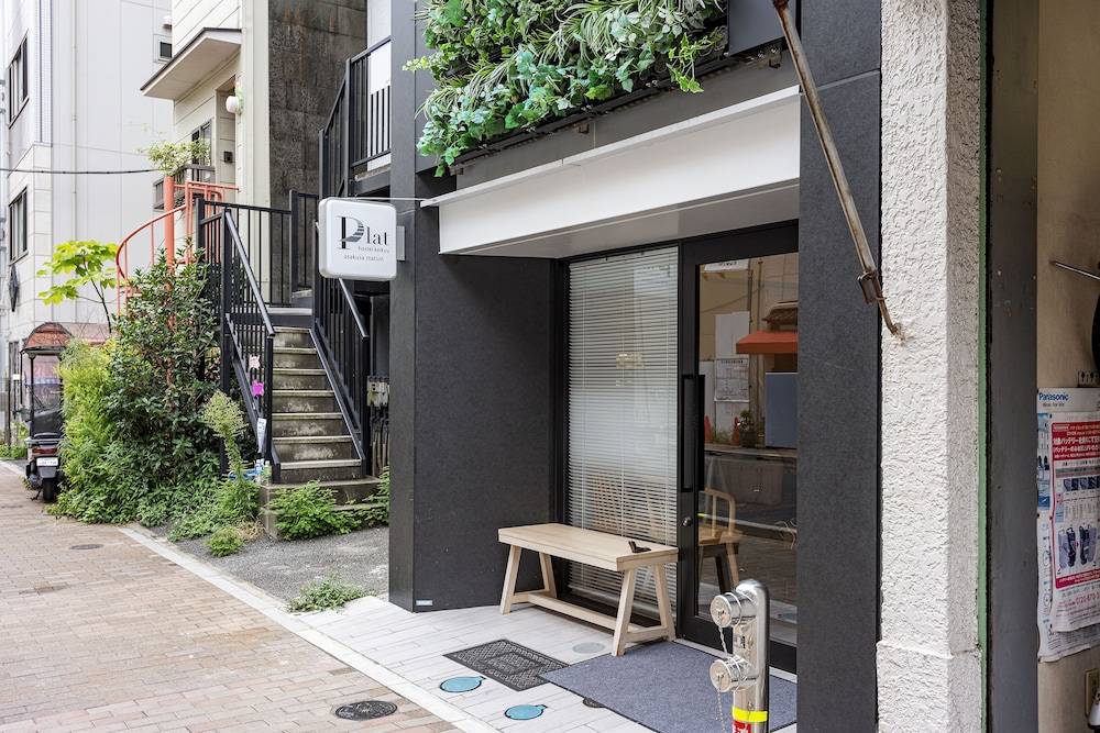 plat hostel keikyu asakusa station 1