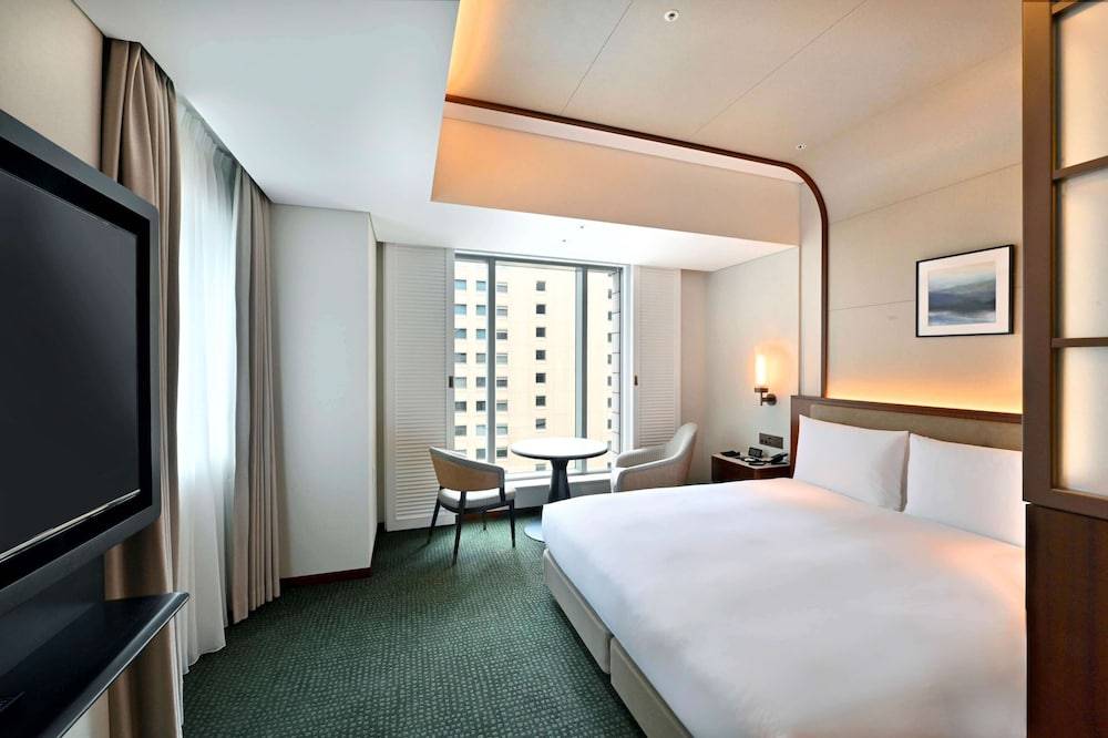 Marunouchi Hotel 1