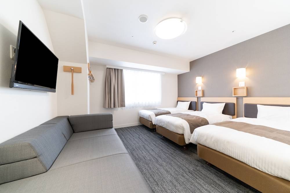 Pearl Hotel Shinjuku Akebonobashi 1