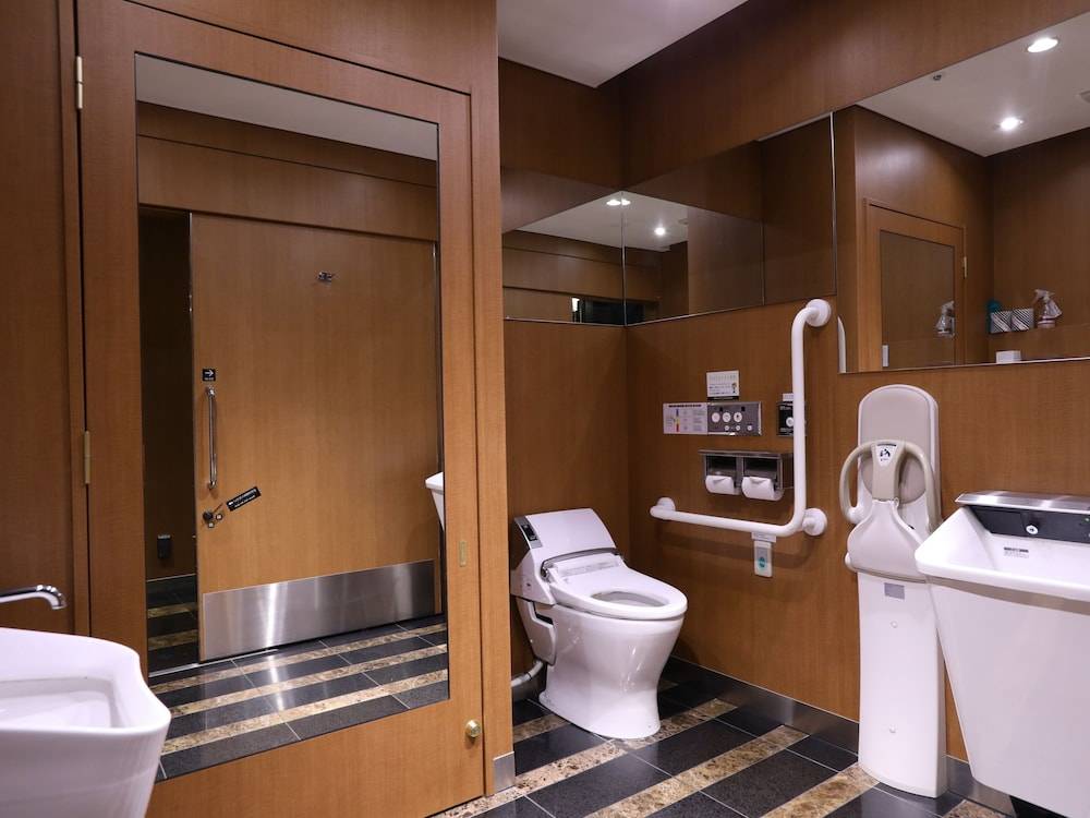 APA Hotel Kanda Jimbocho Ekihigashi 2