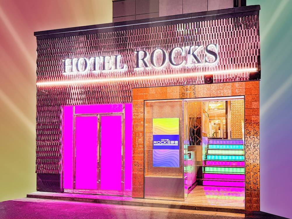 Hotel Rocks 1