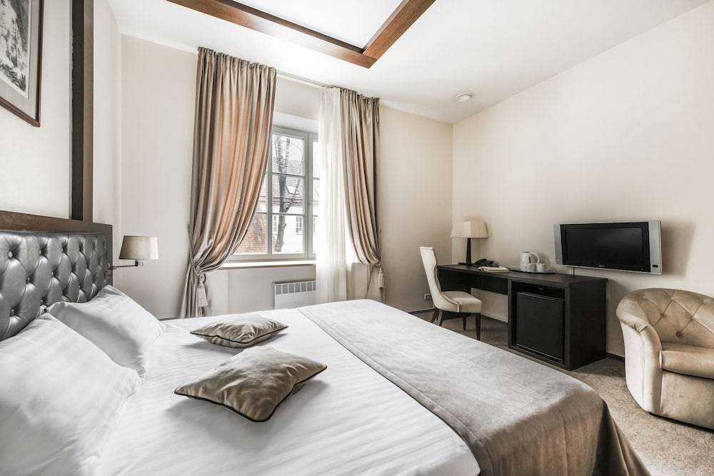 Amberton Cozy Hotel Kaunas 1