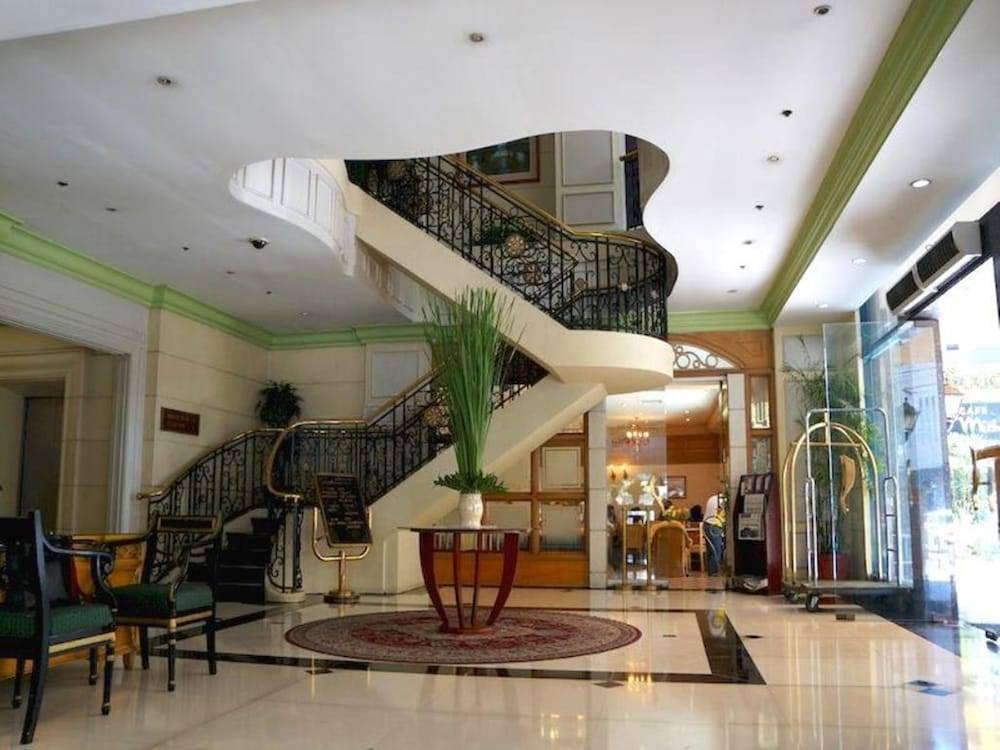 Tiara Oriental Hotel Makati powered by Cocotel 2