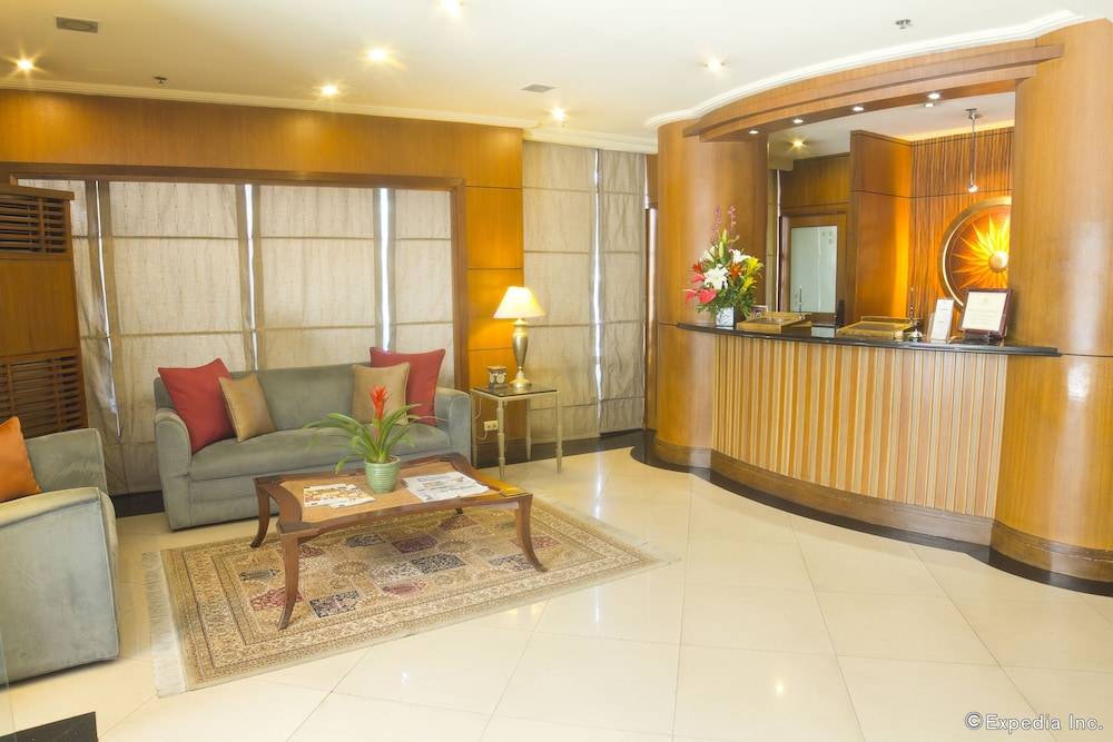 Herald Suites Solana 1