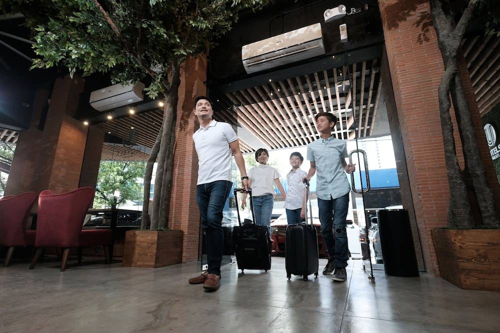 U Hotels Makati 2