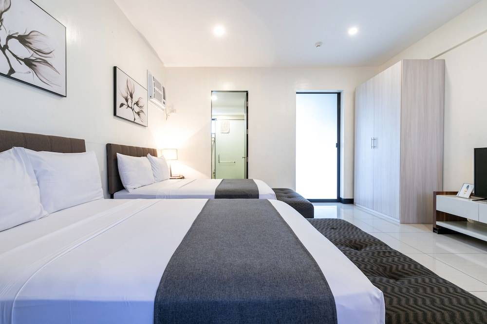 Artemis Place Makati Hotel 1