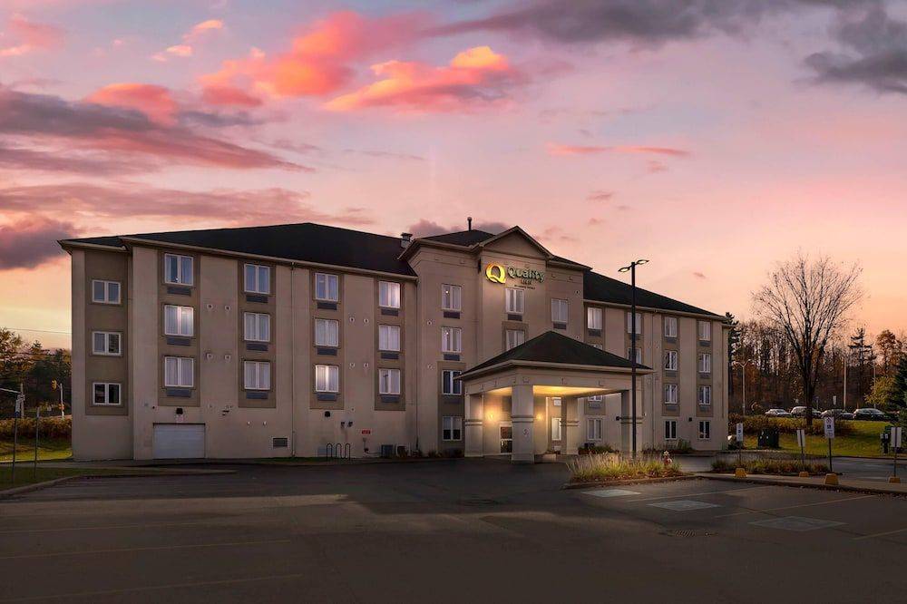 Quality Inn 1