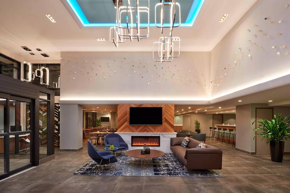 Fairfield by Marriott Montreal Downtown 1