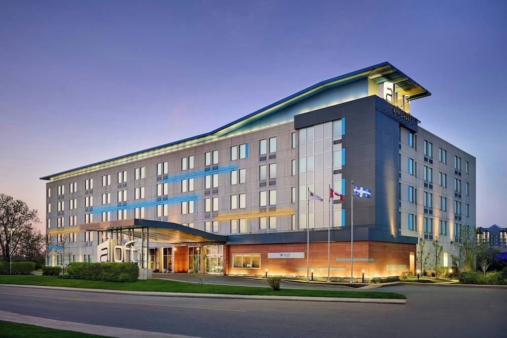 Aloft by Marriott Montreal Airport 1