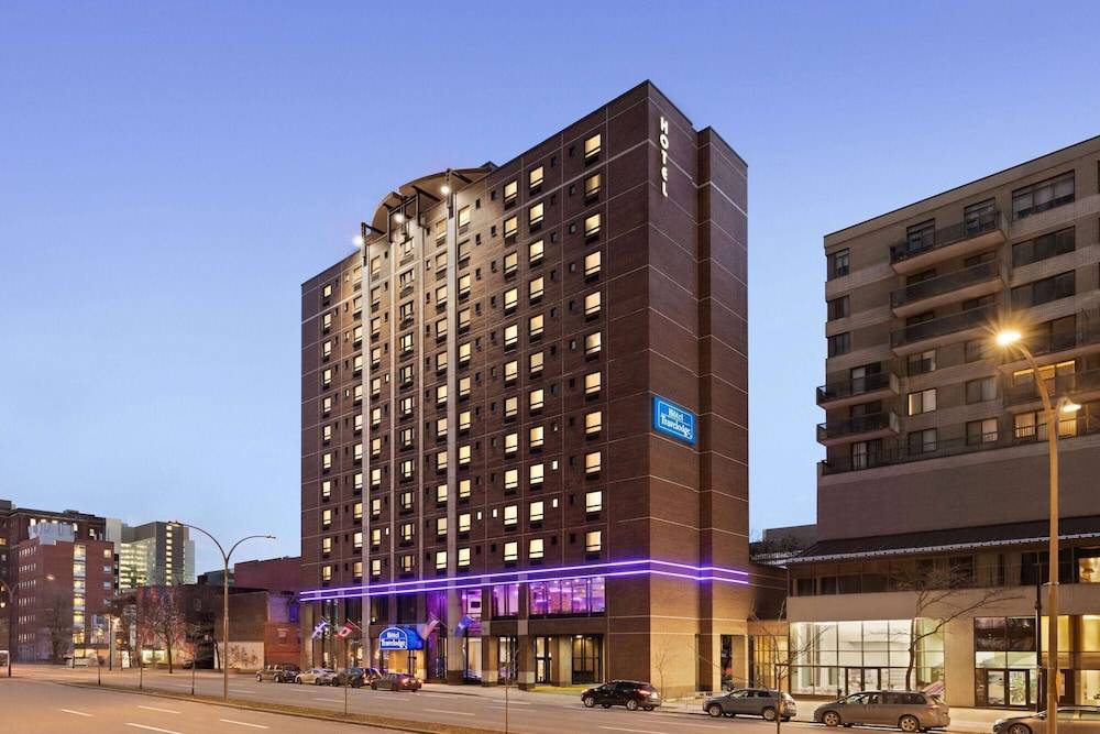 Travelodge by Wyndham Montreal Centre 1