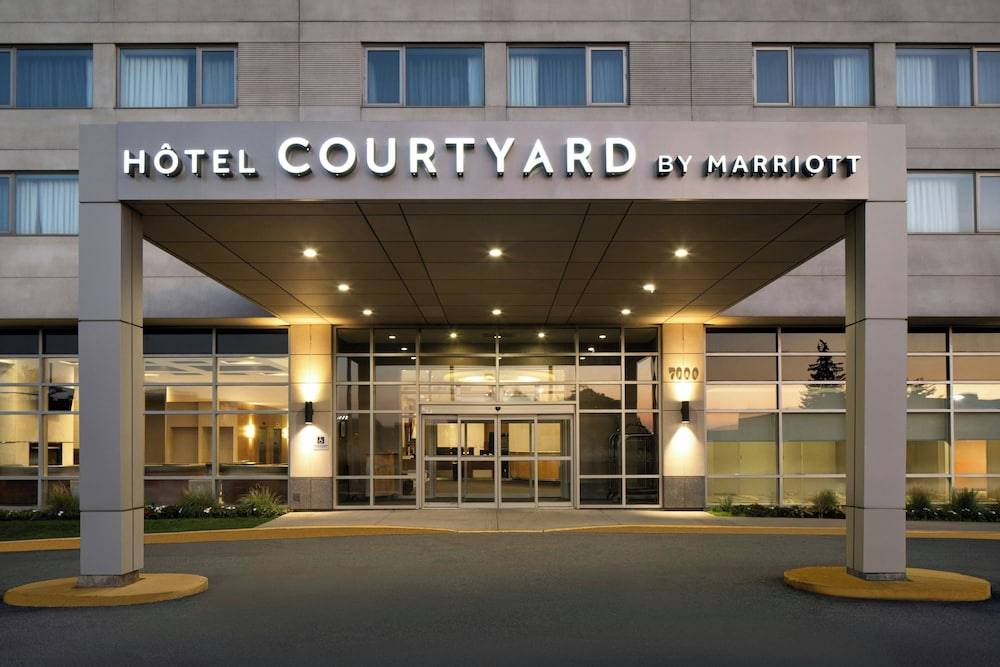 Courtyard by Marriott Montreal Airport 1