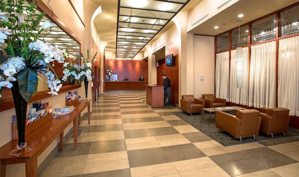 Le Square Phillips Hôtel & Suites 2