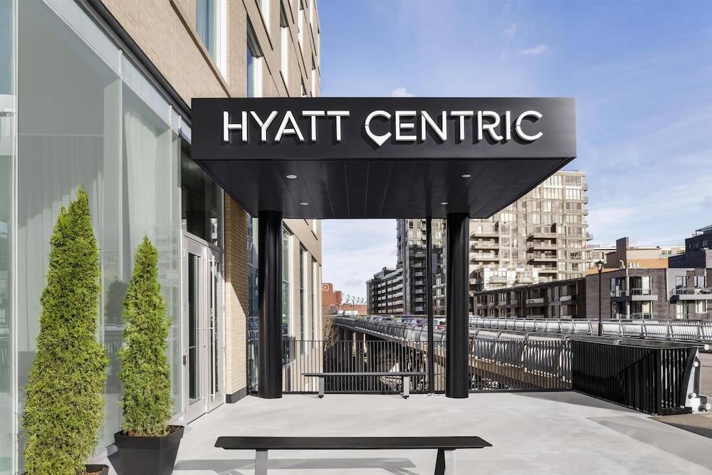 Hyatt Centric Montreal 1