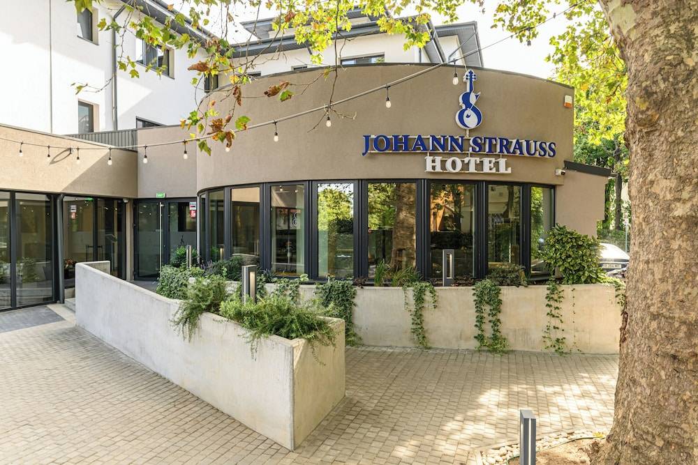 Johann Strauss Hotel 1