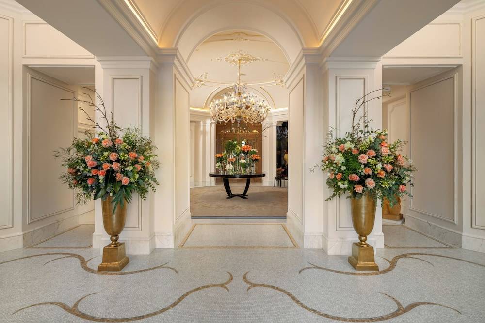Corinthia Grand Hotel du Boulevard Bucharest 2