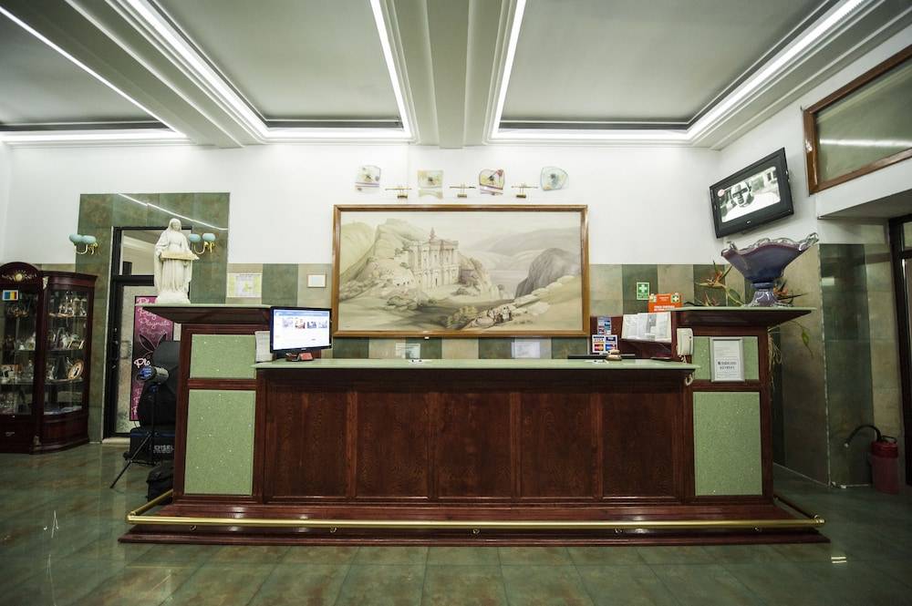 Bucharest Comfort Suites 2