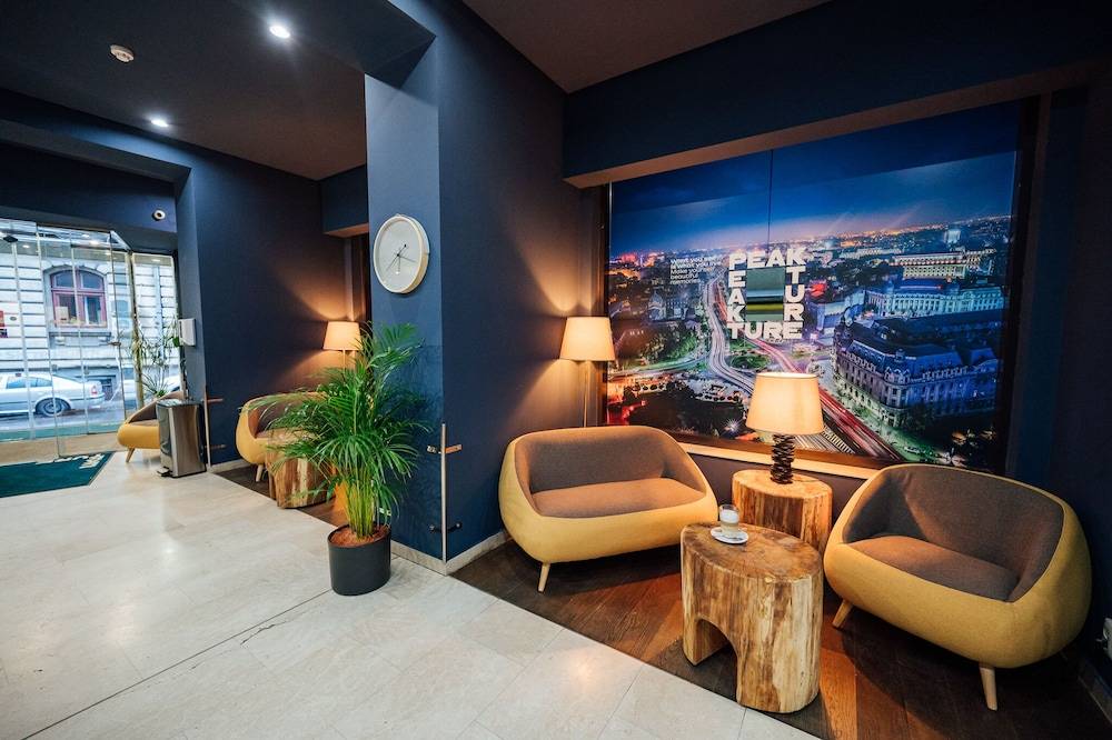 Peakture Hotel 1