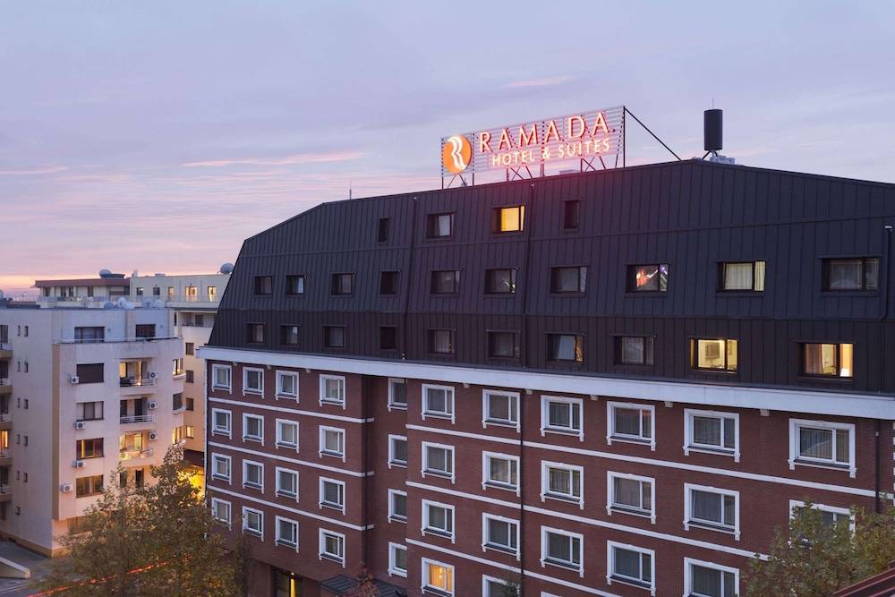 Ramada Hotel & Suites by Wyndham Bucharest North 1